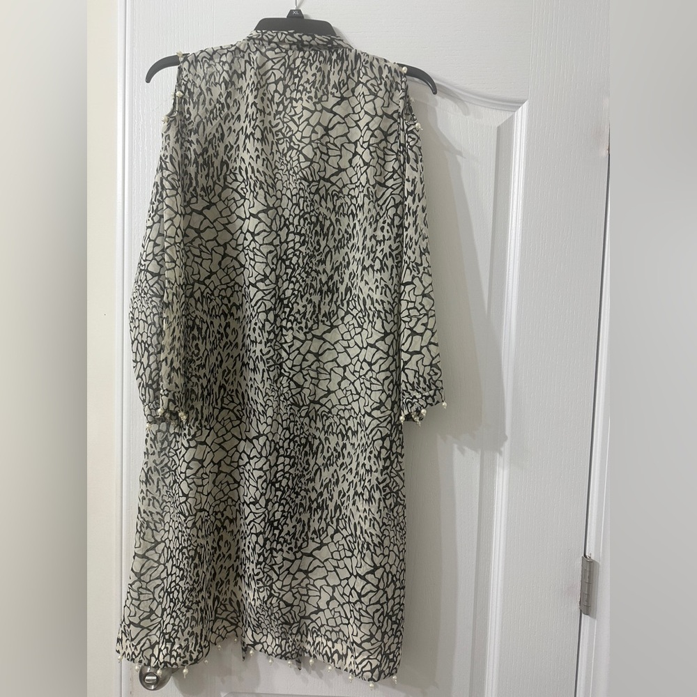 Chic Black And White Patterned Coord Set - image 4